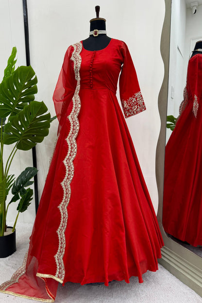 Radiance Royale - Tapeta Silk Ensemble with Exquisite Butterfly Net Dupatta