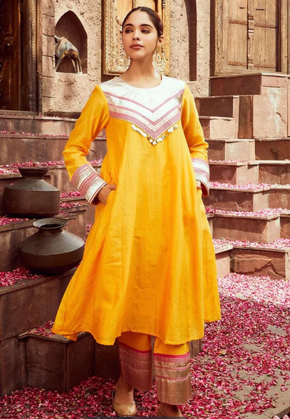 PREMIUM BLISS YELLOW COTTON SILK SET