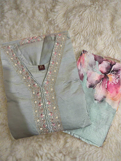 A-PURE RUSSIAN SILK SALWAR KAMEEZ AND DUPATTA