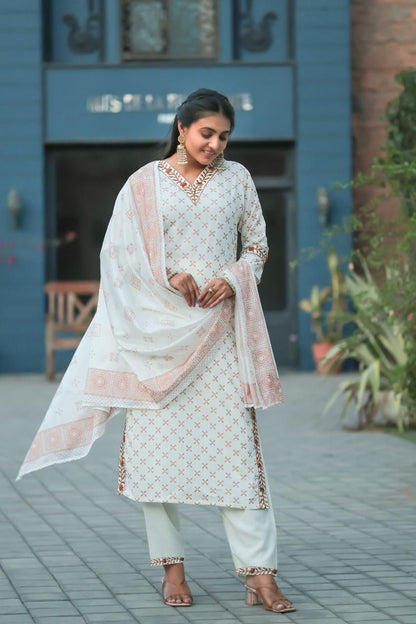 Sonkali - The Epitome of Elegance in Rayon & Chanderi