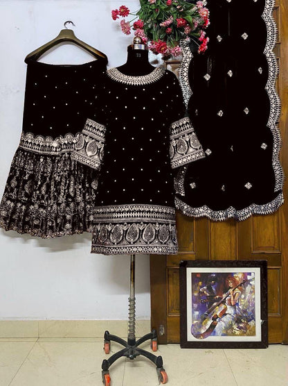 HEAVY EXQUISITE KURTI-PLAZZO SET WITH REAL MIRROR WORK