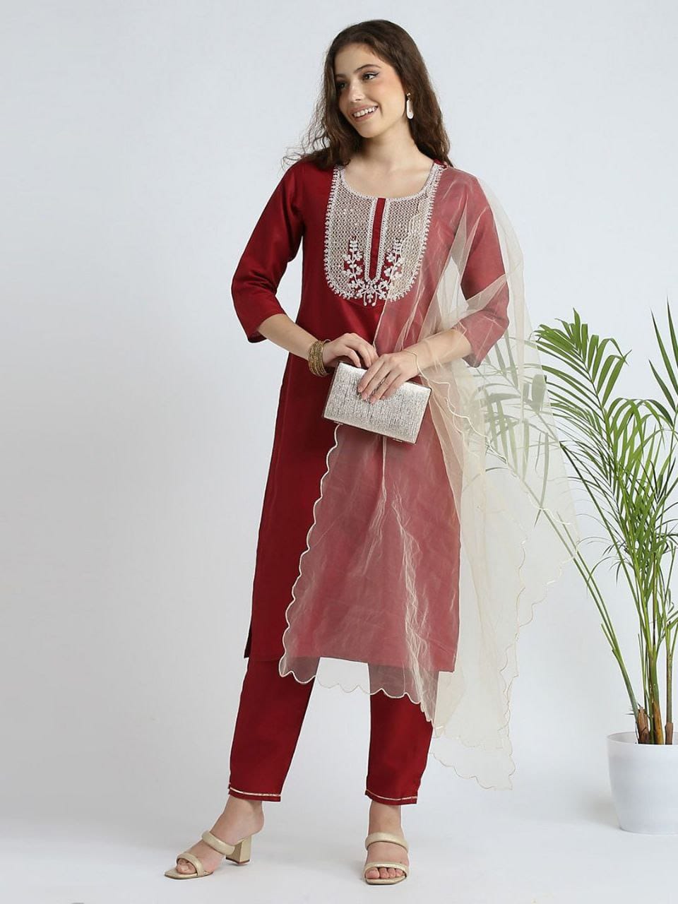 Premium Heavy  New Launching 5 Design Kurtis Pant Dupatta Sets 🔅