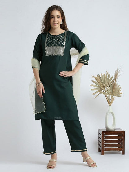 Premium Heavy  New Launching 5 Design Kurtis Pant Dupatta Sets 🔅