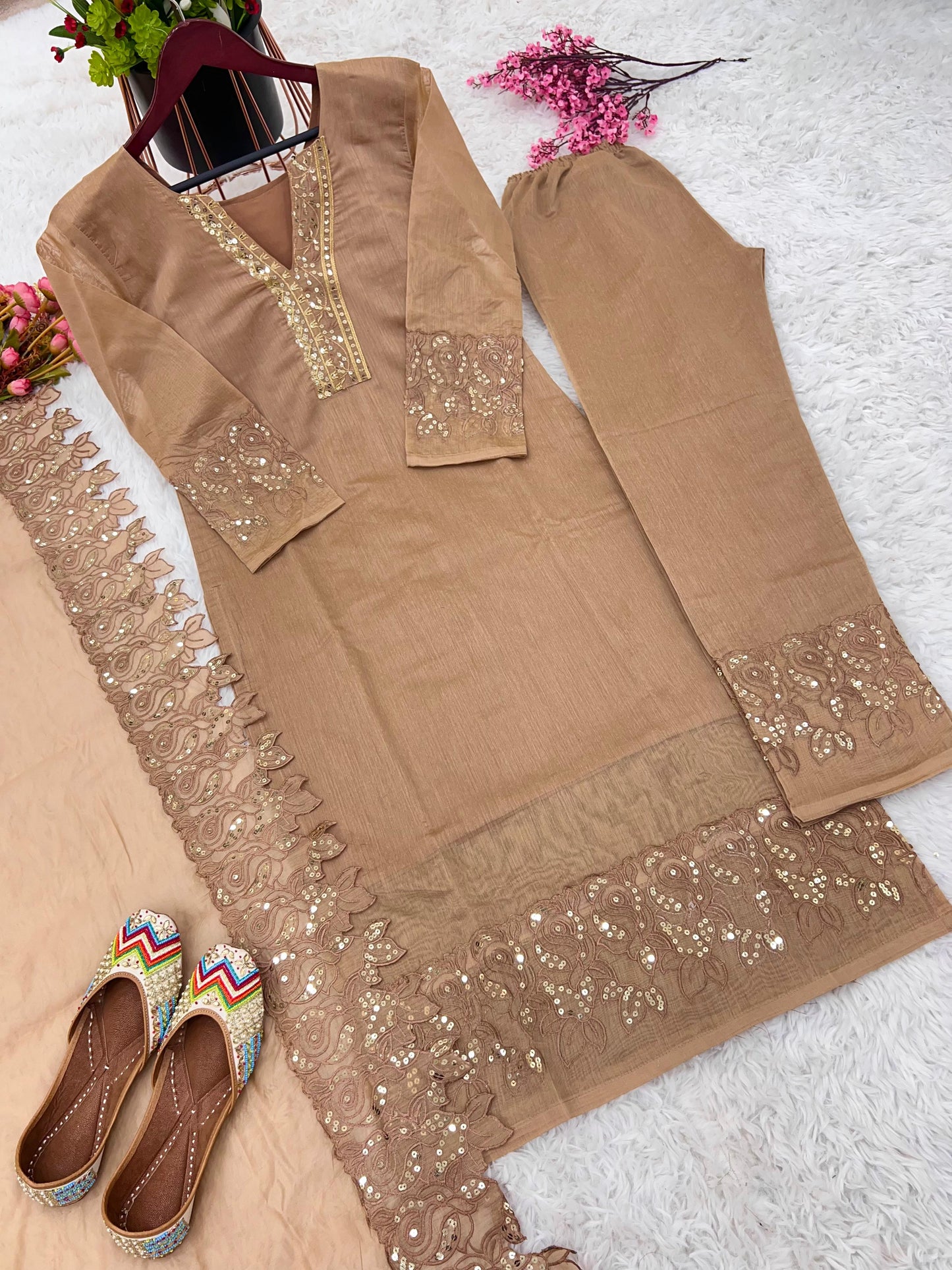 HEAVY PARTY DESIGNER HEAVY CHANDHERY SILK WEAR LOOK!