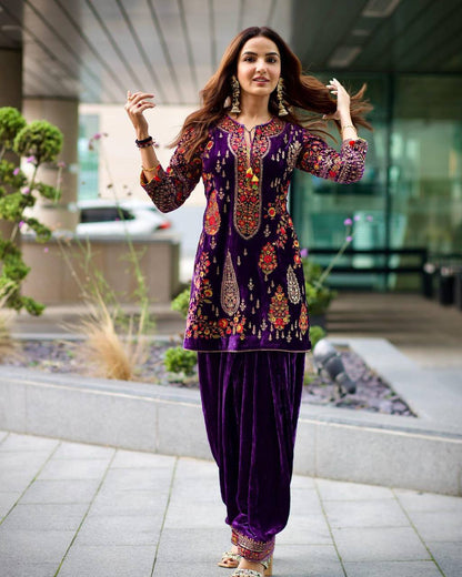 BEAUTIFUL PRESENTING NEW VELVET KURTI-PLAZZO SET