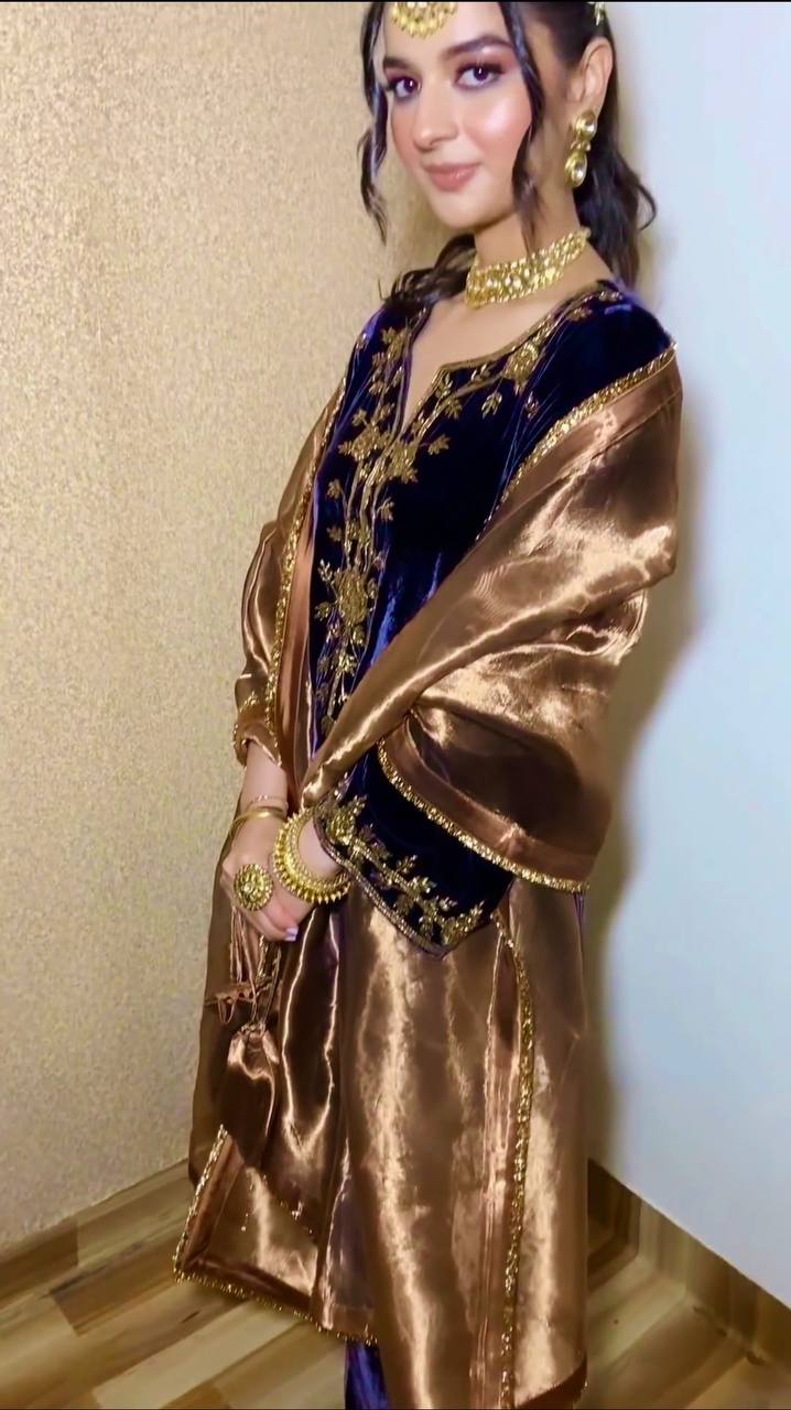 👗Launching New 🦋 Đěsigner Party Wear Look Heavy Pure Viscose Velvet Top Bottom & Dupatta Set👗