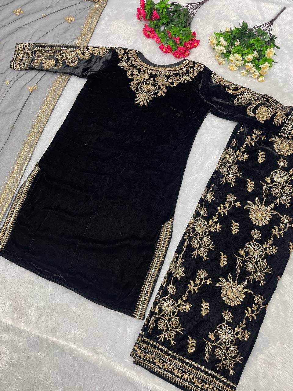 Designer Party Wear Ensemble – Viscose Velvet Top &amp; Pant with Elegant Dupatta!