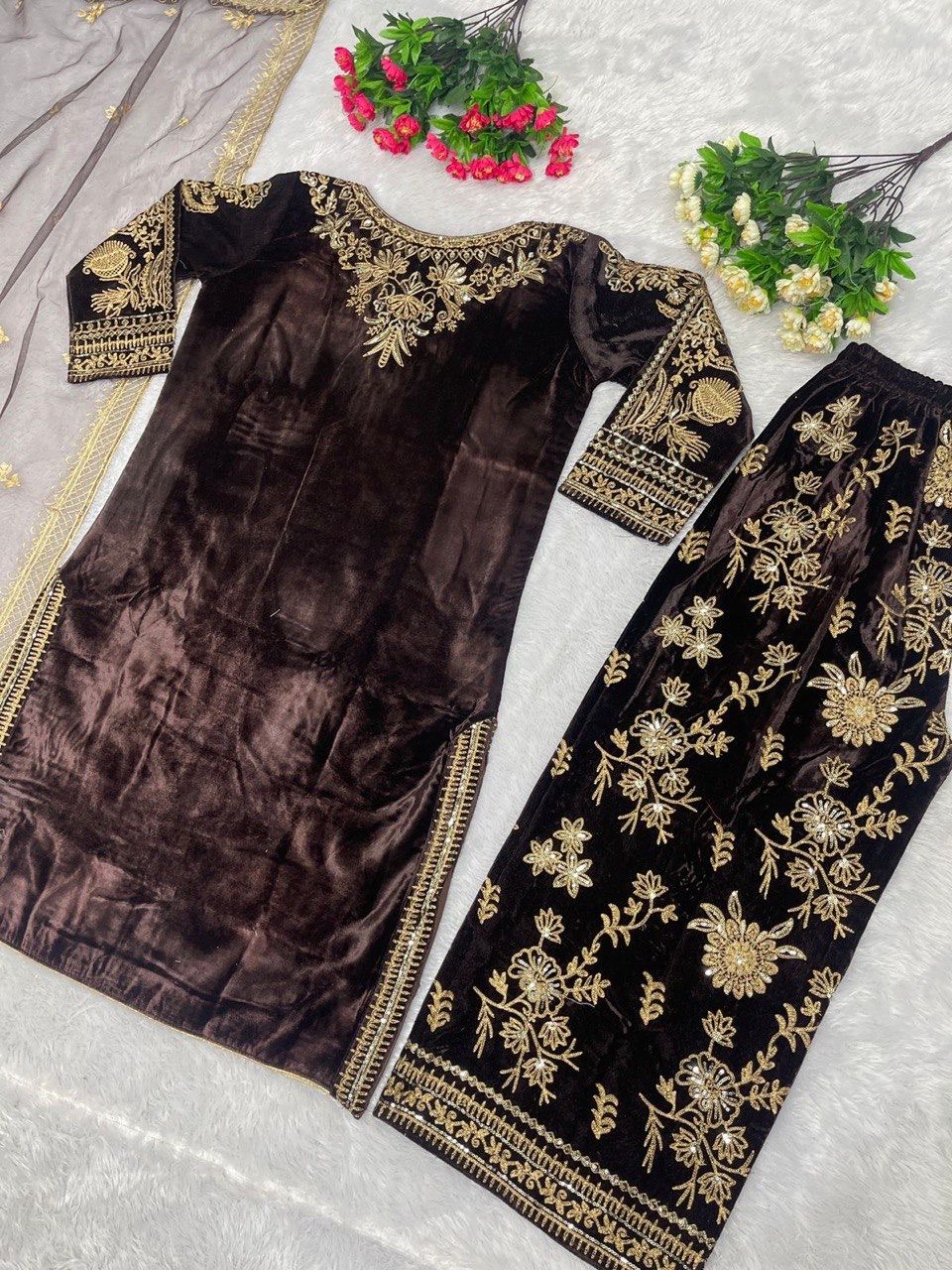 Designer Party Wear Ensemble – Viscose Velvet Top &amp; Pant with Elegant Dupatta!