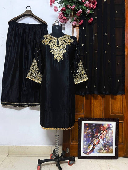 A ELEGANT CHINON SILK KURTI-PALAZZO SET WITH STUNNING SEQUINS AND ZARI EMBROIDERY