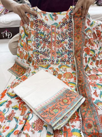 Women Cotton Printed Kurta and Pant Set With Dupatta