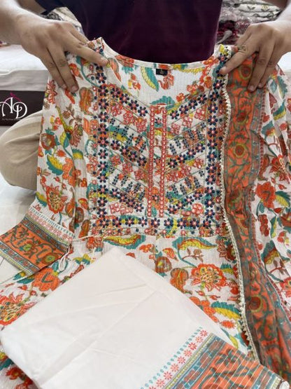 Women Cotton Printed Kurta and Pant Set With Dupatta